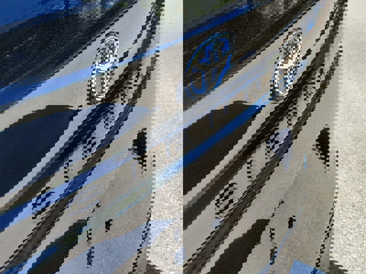 Used 2025 Toyota Sienna LE image 6