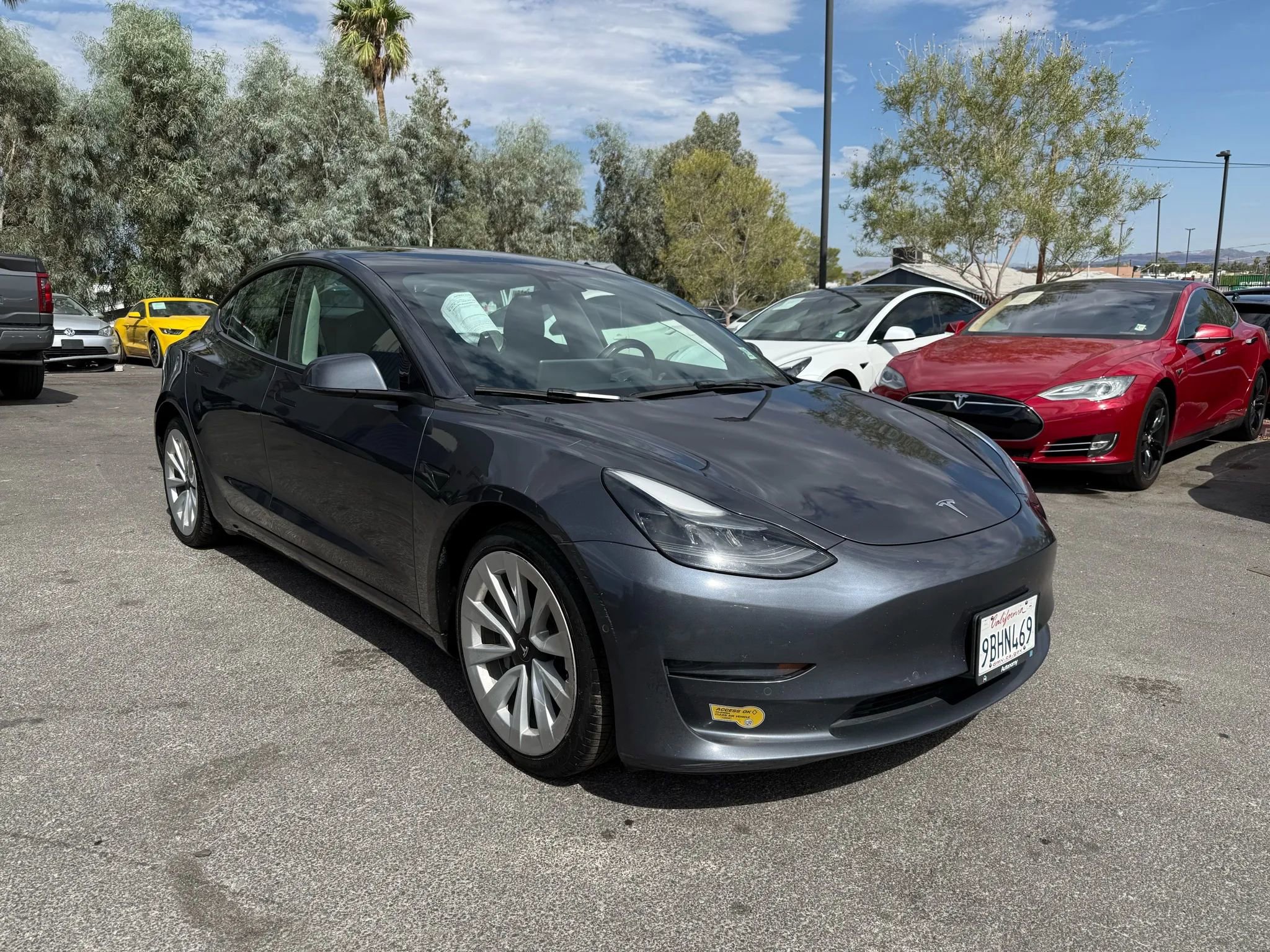 Used 2022 Tesla Model 3 image 3