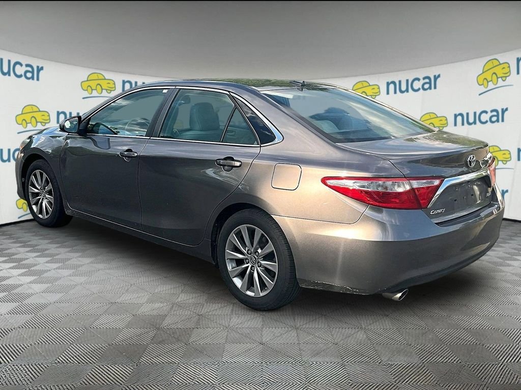 Used 2017 Toyota Camry XLE w/ Advanced Technology Package FWD image 5