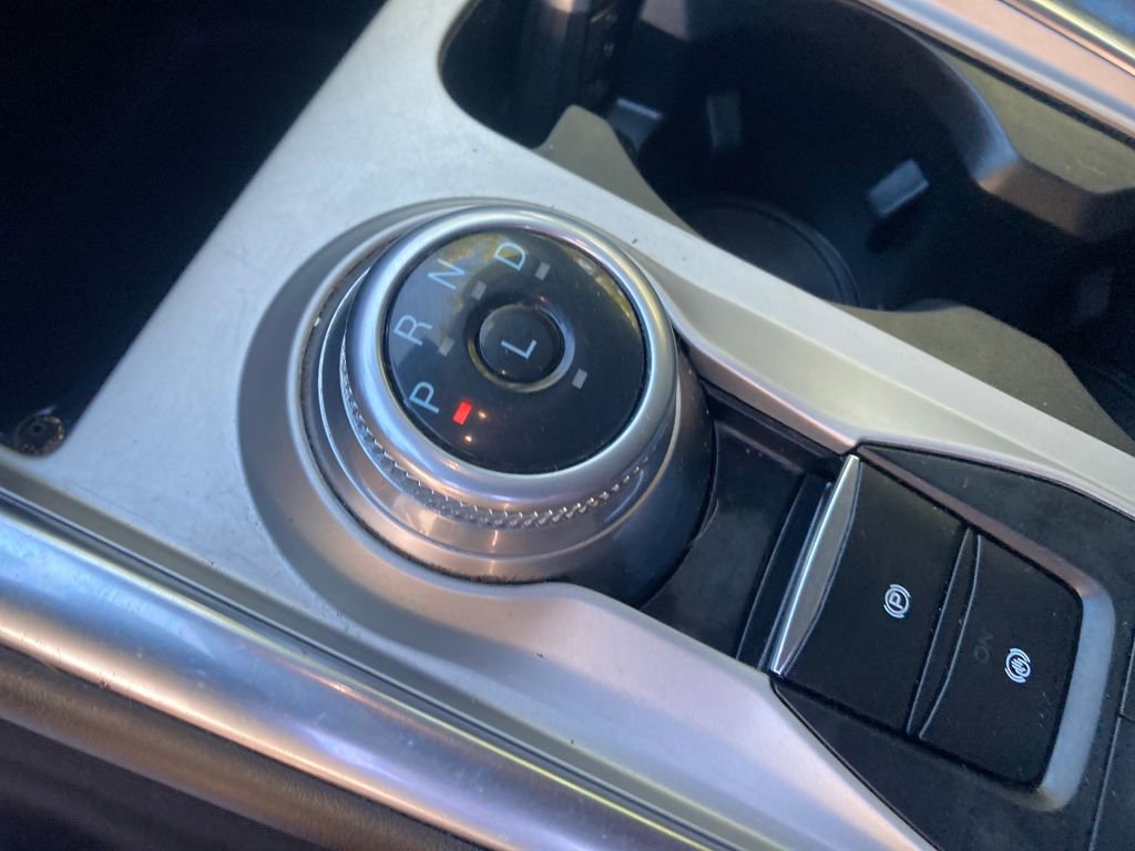 Used 2022 Ford Explorer XLT w/ Equipment Group 202A image 28