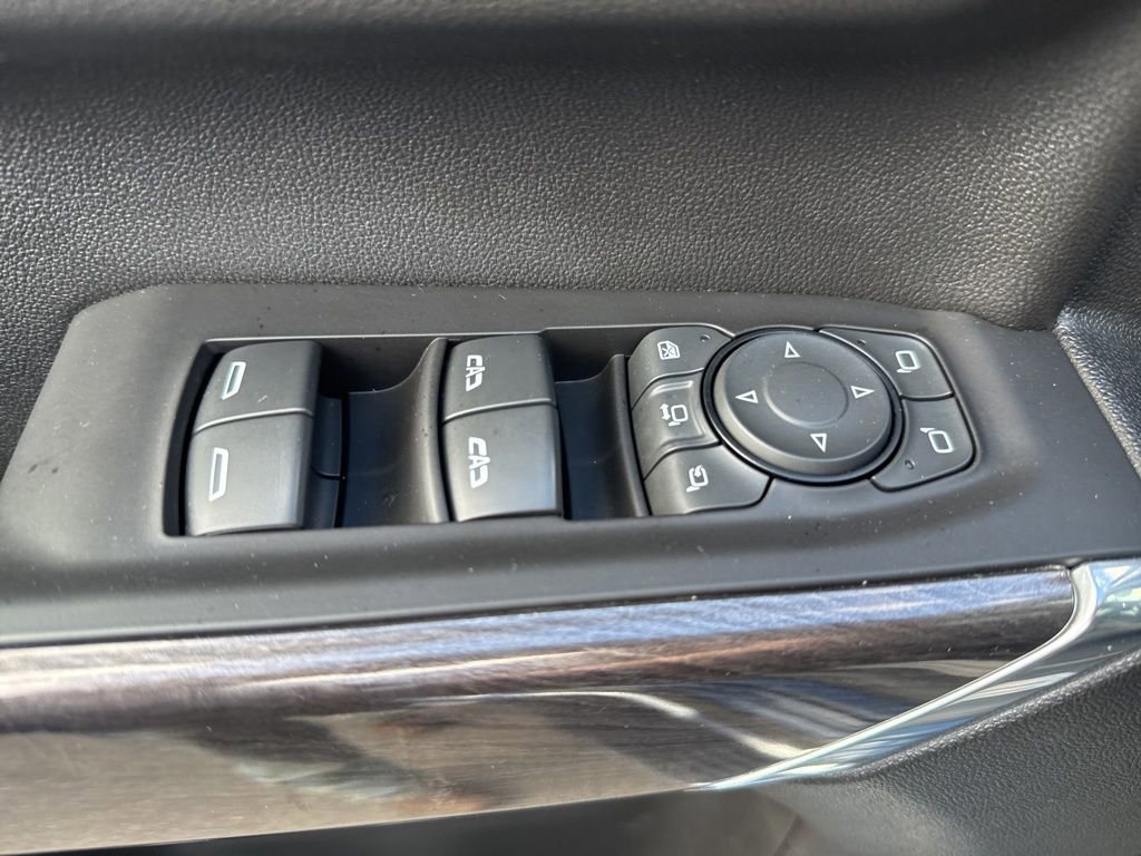 Used 2020 Chevrolet Silverado 2500 LTZ w/ LTZ Plus Package image 29