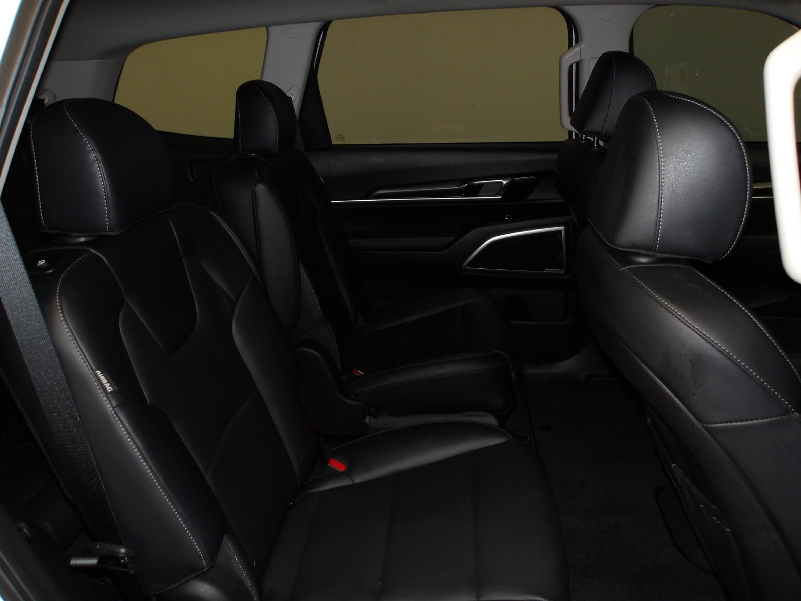 Used 2024 Kia Telluride S AWD/4WD image 16