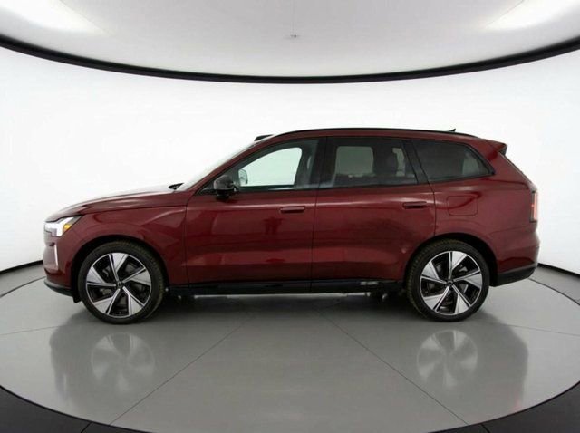 New 2025 Volvo EX90 Ultra image 3