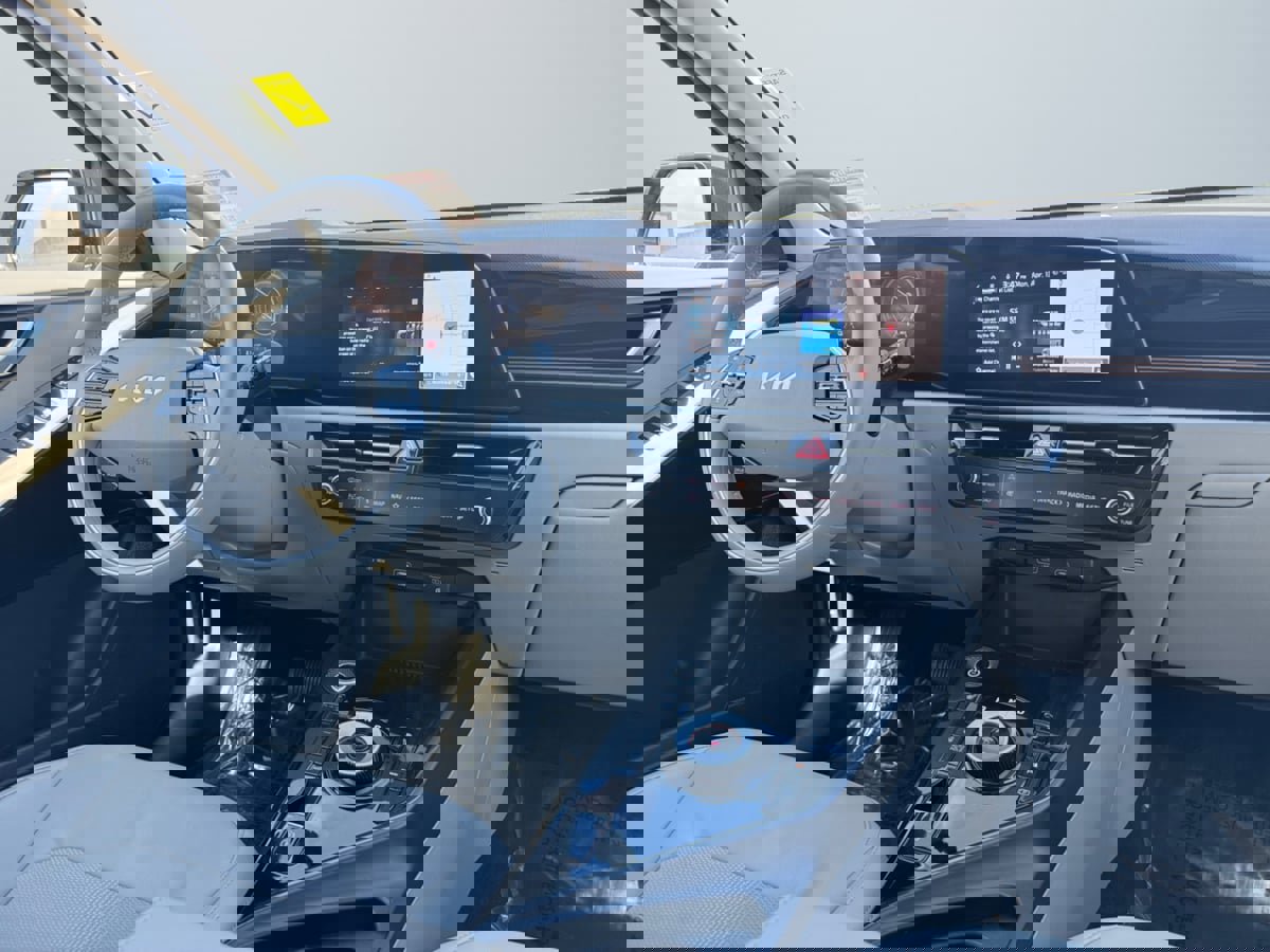 Used 2023 Kia Niro Wind w/ Wind Preserve Package image 14