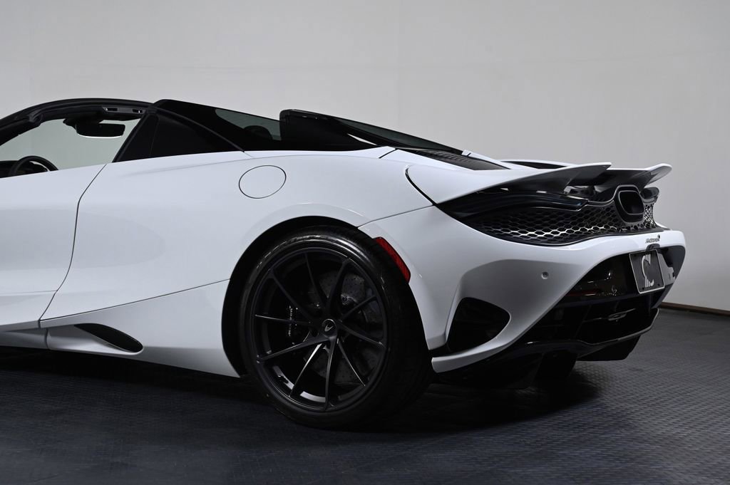 New 2027 McLaren 750S Spider image 26