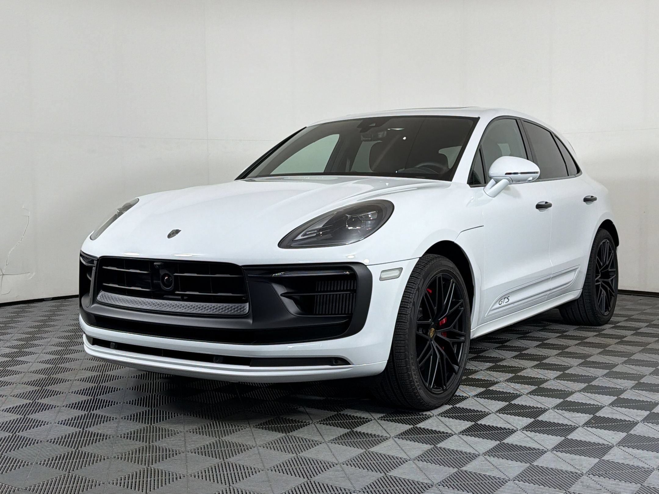 Used 2025 Porsche Macan GTS
