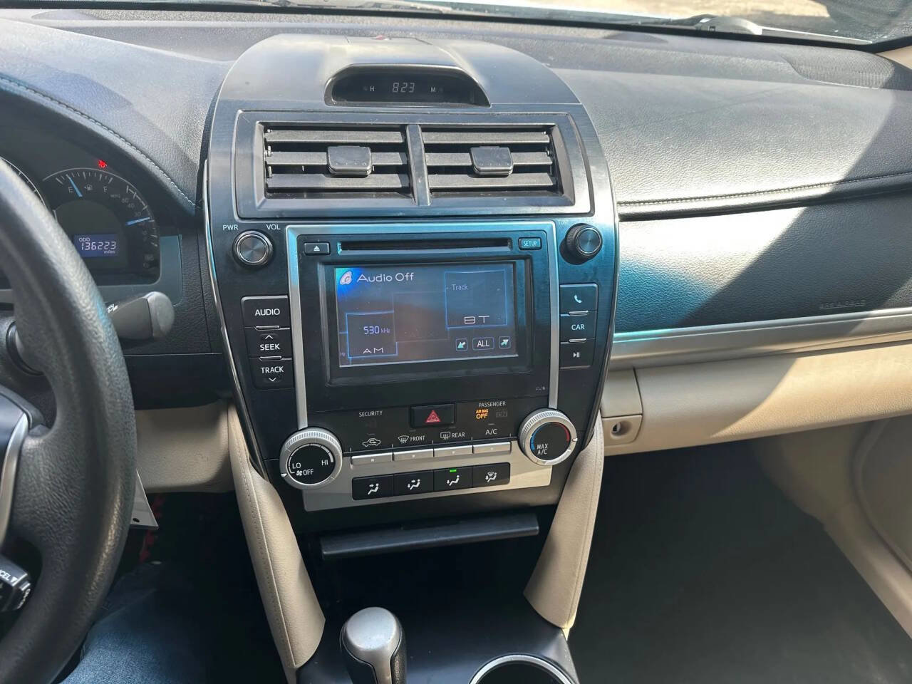 Used 2013 Toyota Camry LE image 16