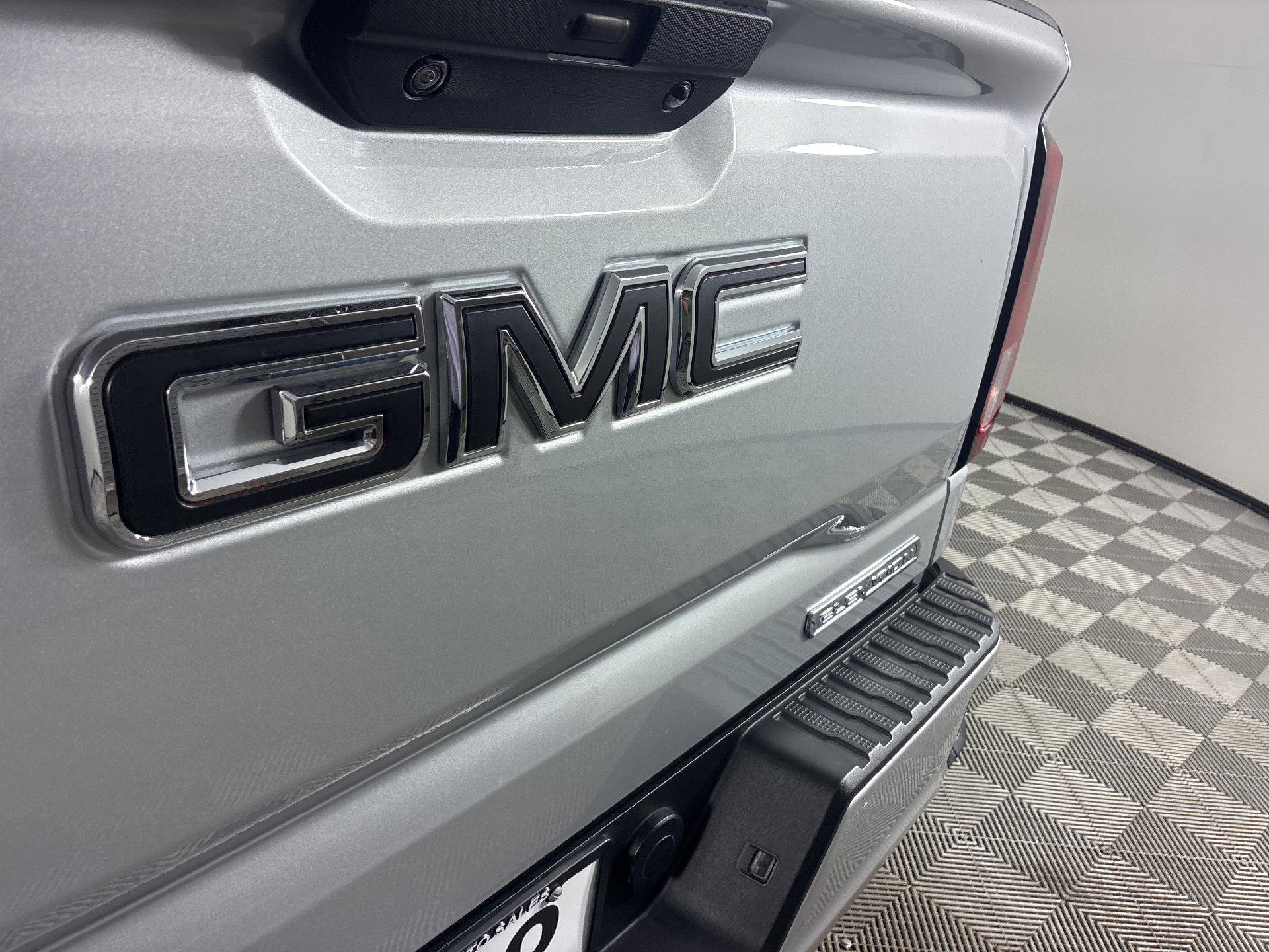 Used 2021 GMC Sierra 1500 Elevation image 7