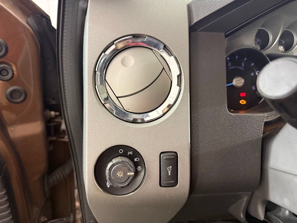 Used 2012 Ford F350 Lariat w/ Lariat Ultimate Pkg AWD/4WD image 18