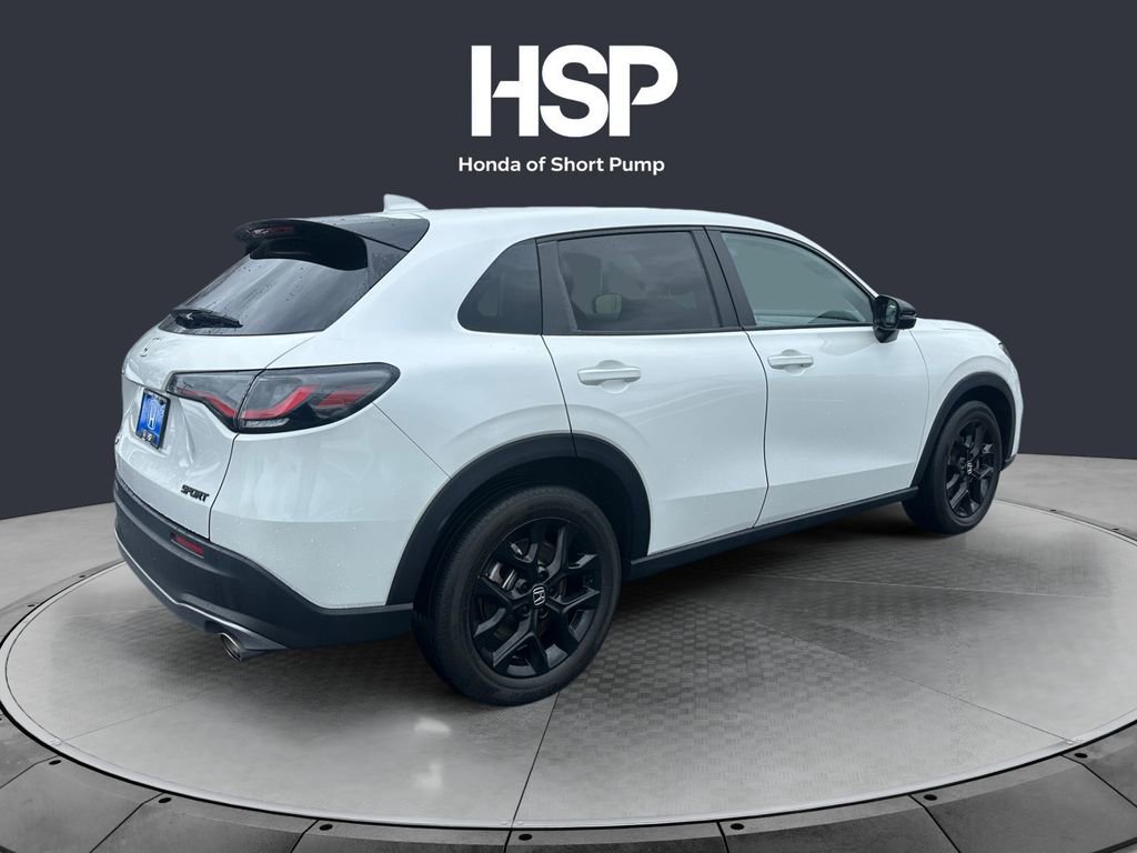 Used 2025 Honda HR-V Sport image 5