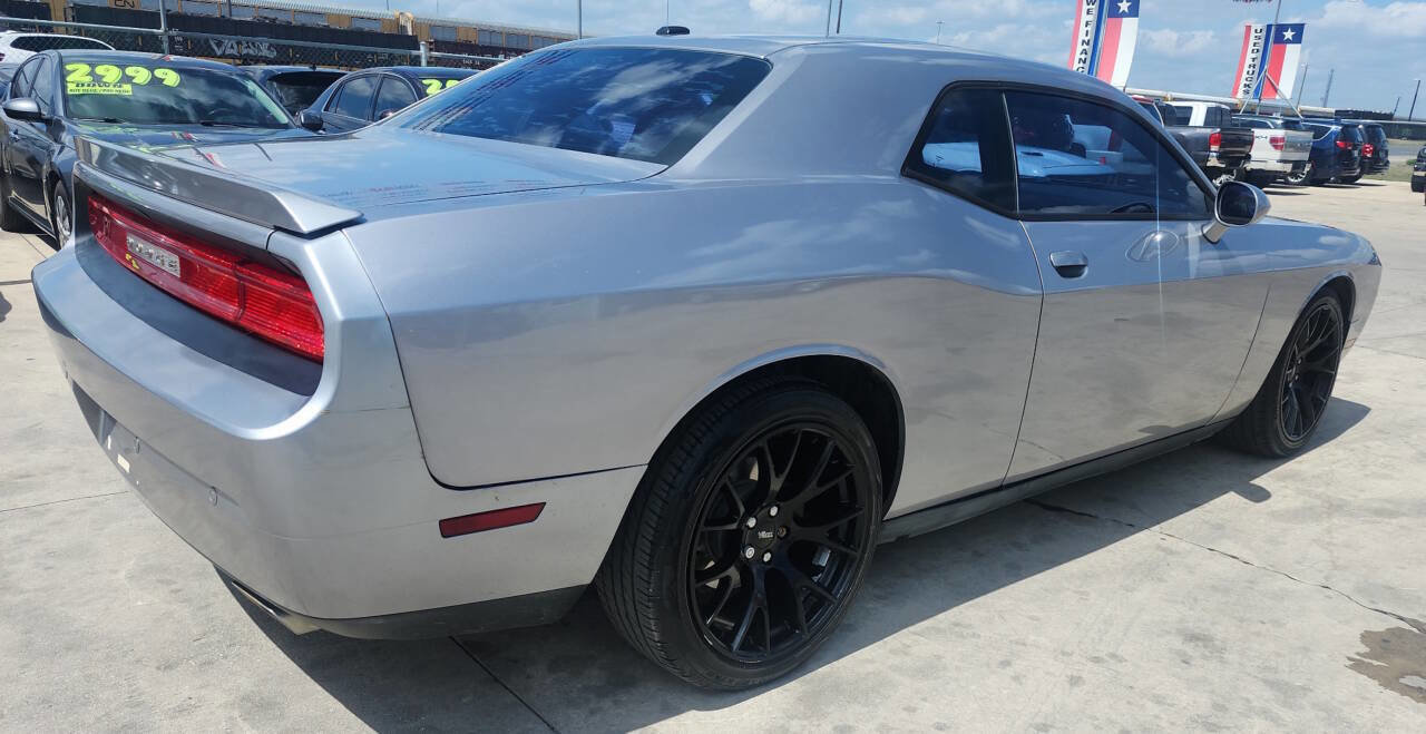 Used 2014 Dodge Challenger SXT Plus w/ Sinister Super Sport Group RWD image 5
