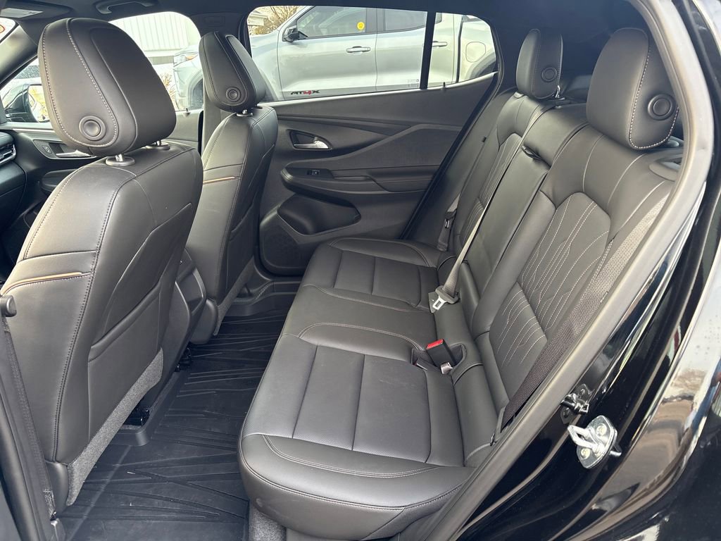 Certified 2025 Buick Envista Avenir image 31