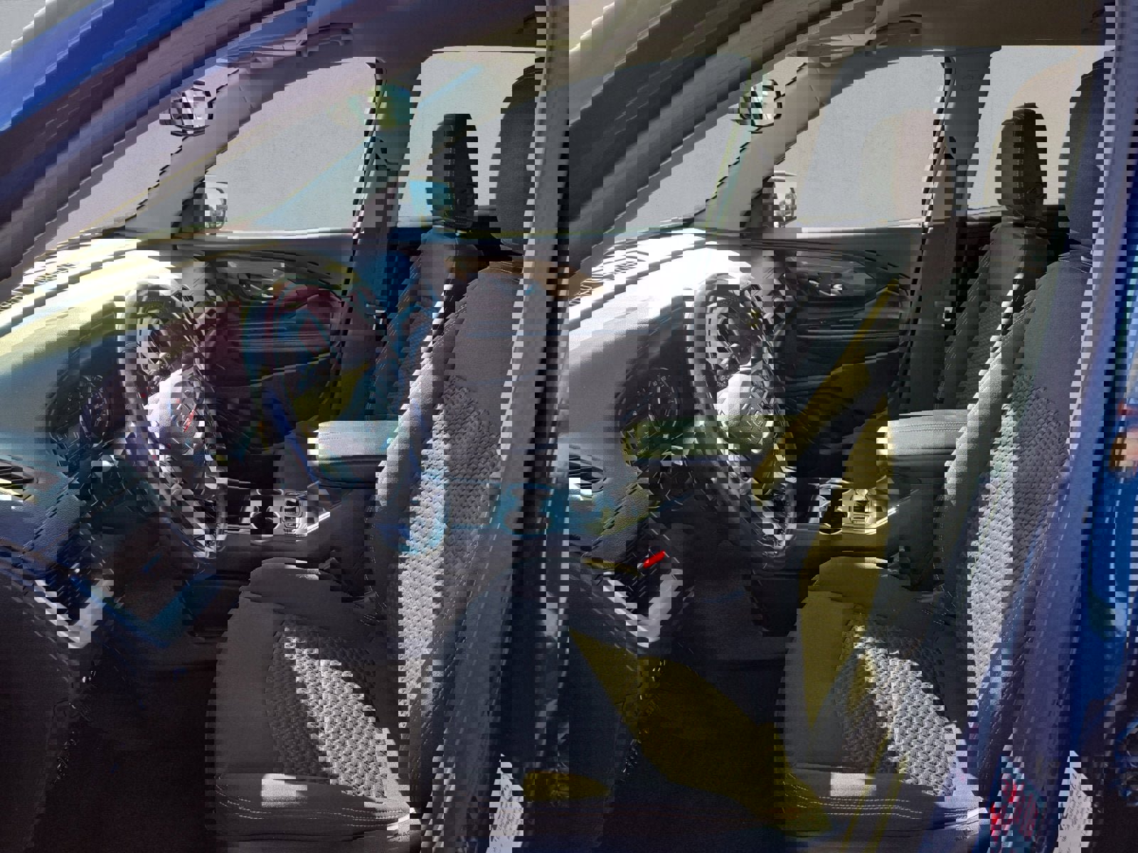 Used 2021 GMC Terrain SLE w/ Driver Convenience Package image 11