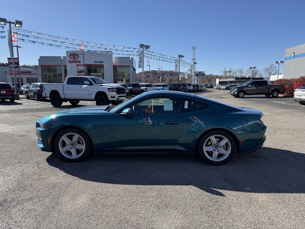 New 2026 Ford Mustang Coupe image 4