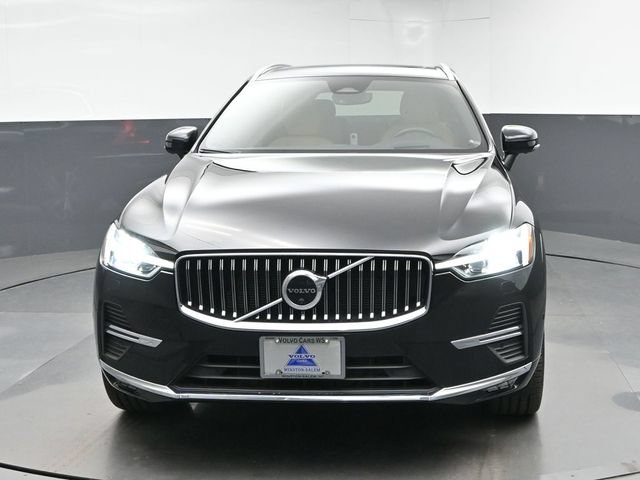 Used 2023 Volvo XC60 B6 Ultimate w/ Climate Package AWD/4WD image 3