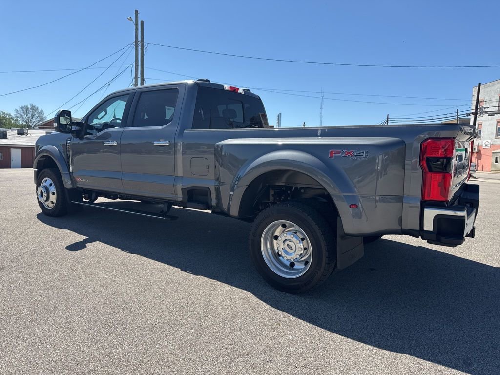 Used 2025 Ford F450 Lariat w/ Lariat Ultimate Package AWD/4WD image 10