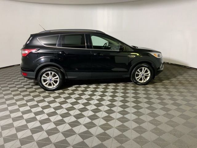 Used 2018 Ford Escape SE image 5
