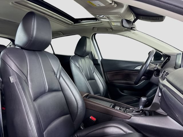 Used 2018 MAZDA MAZDA3 Touring FWD image 28