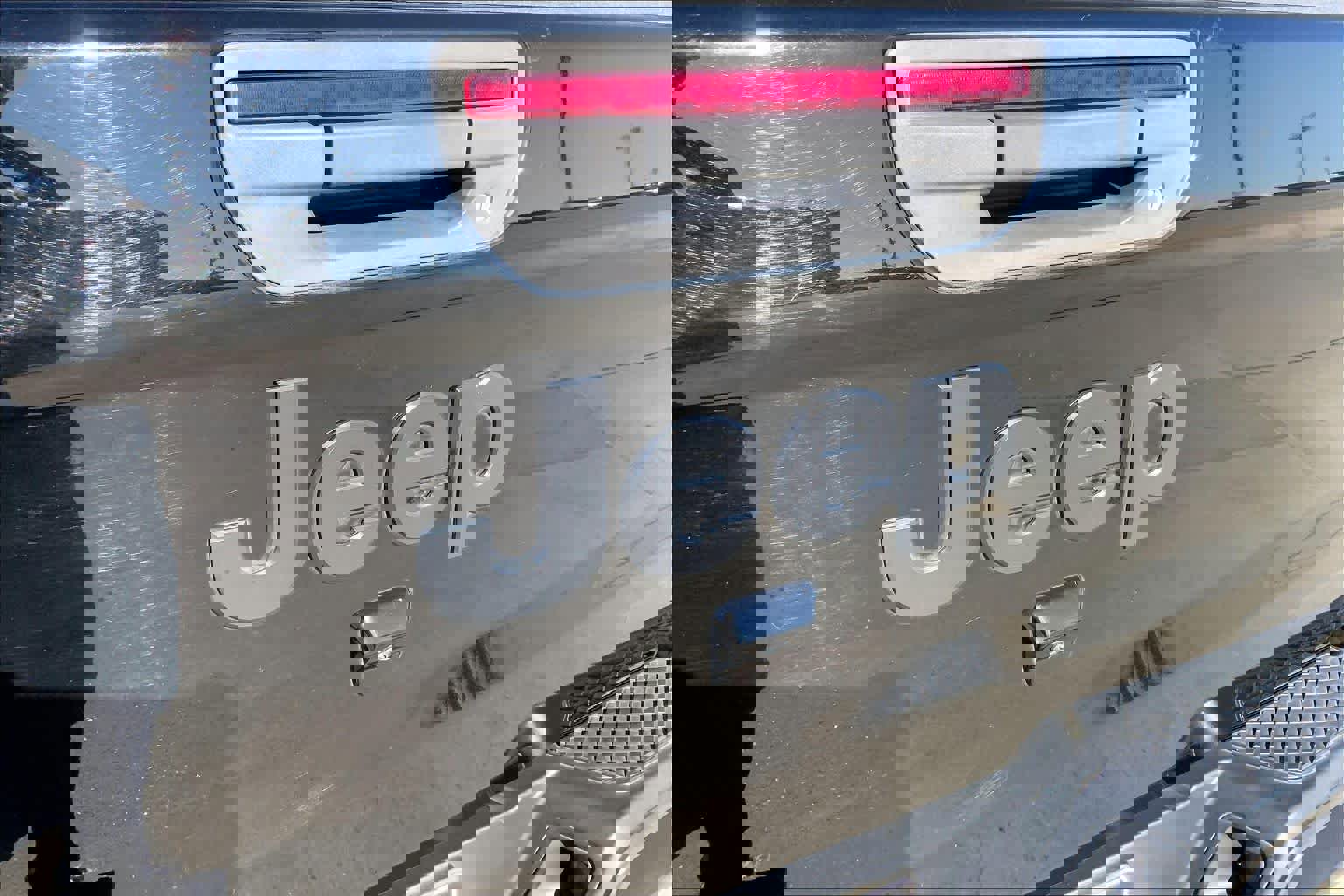 Used 2020 Jeep Gladiator Sport w/ Quick Order Package 24S image 29