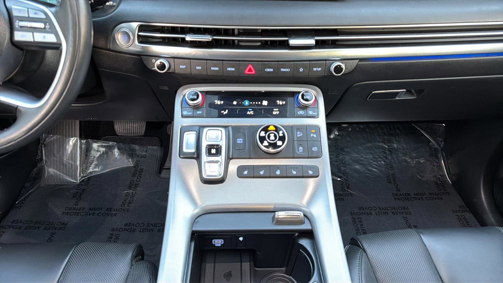 Used 2024 Hyundai Palisade Calligraphy image 18