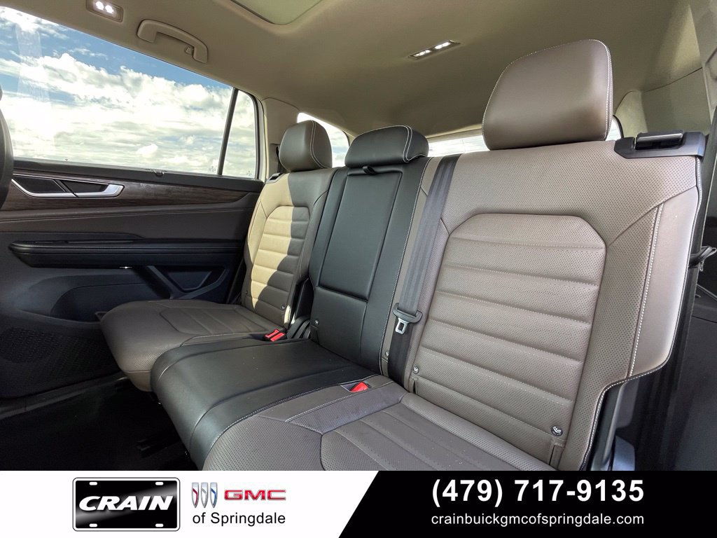 Used 2024 Volkswagen Atlas SEL AWD/4WD image 25