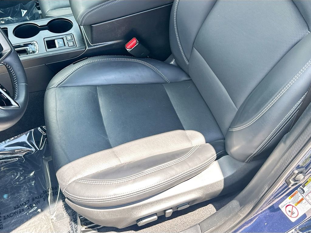 Used 2019 Subaru Outback 2.5i Limited AWD/4WD image 20