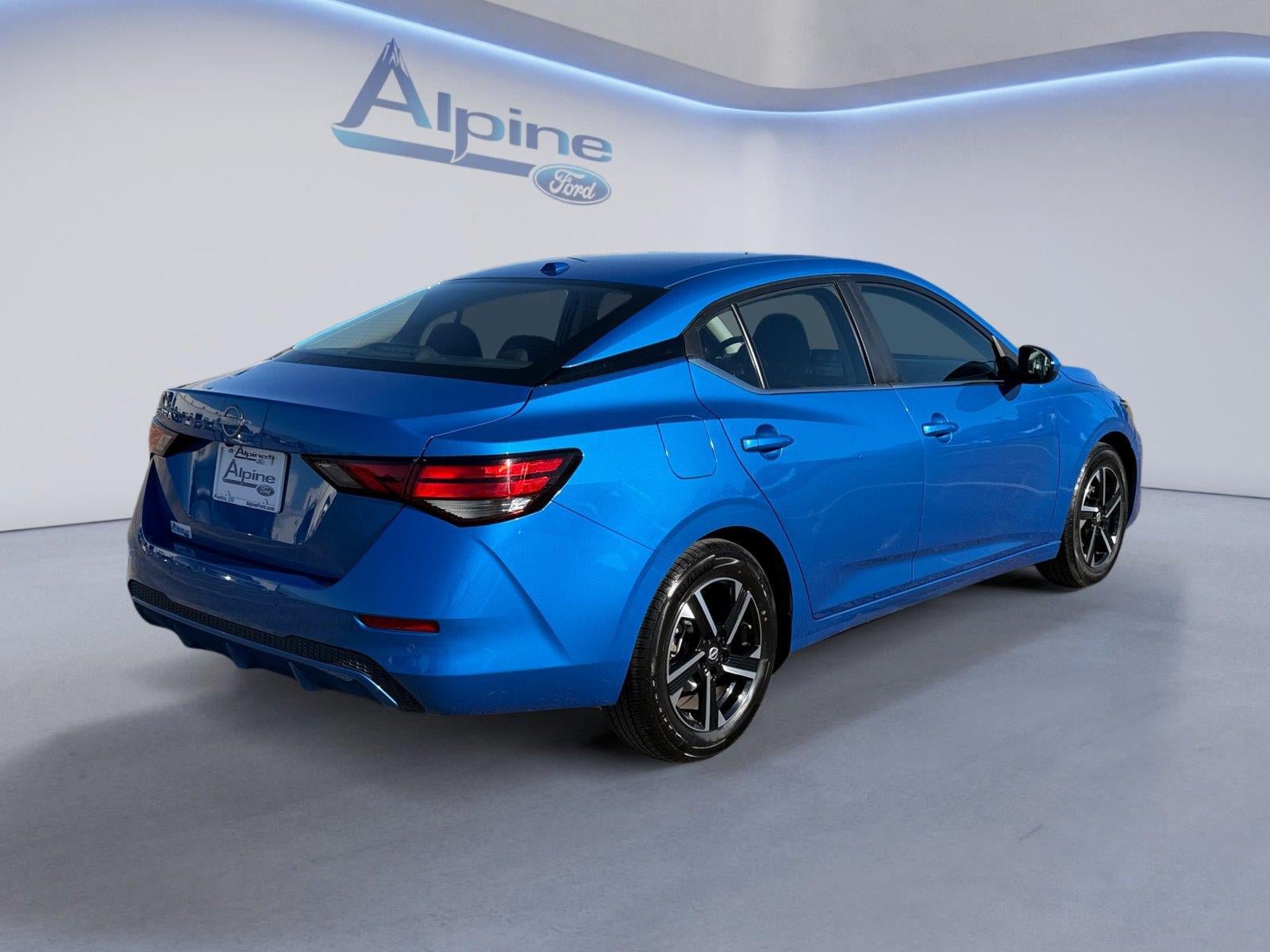 Used 2025 Nissan Sentra SV FWD image 5