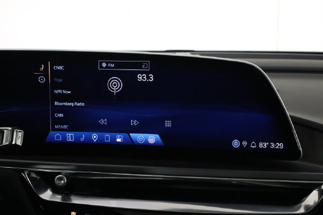 Used 2024 Cadillac Lyriq Tech RWD image 28