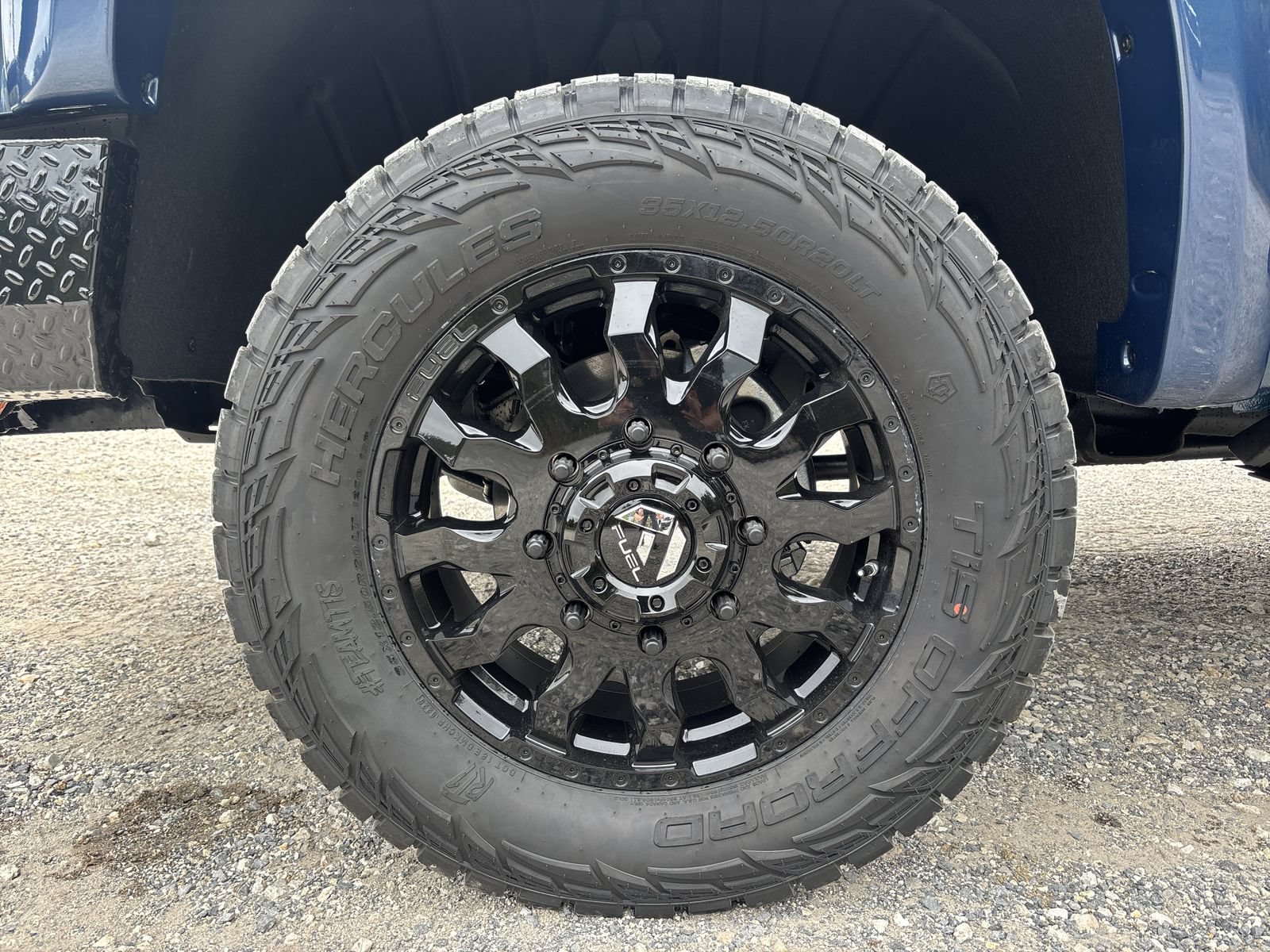 New 2026 Chevrolet Silverado 3500 LT w/ Convenience Package AWD/4WD image 13