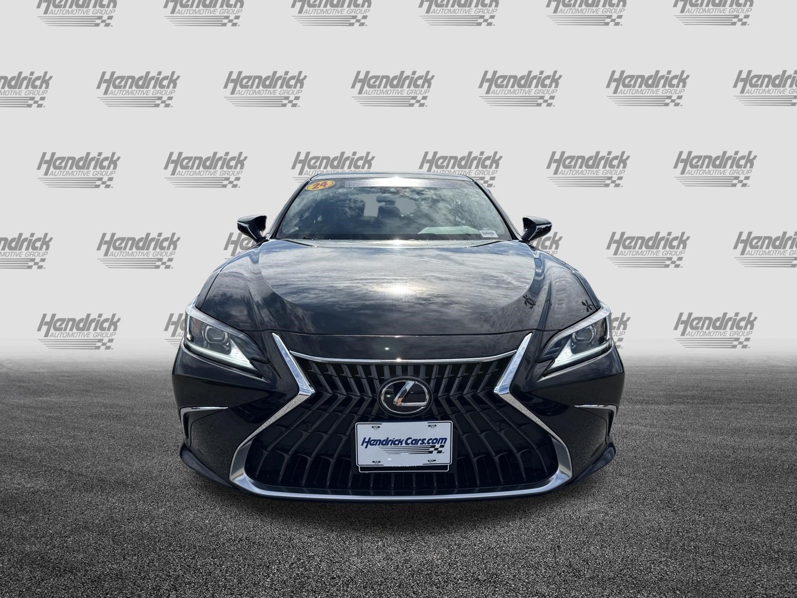 Used 2024 Lexus ES 350 w/ Premium Package FWD image 3
