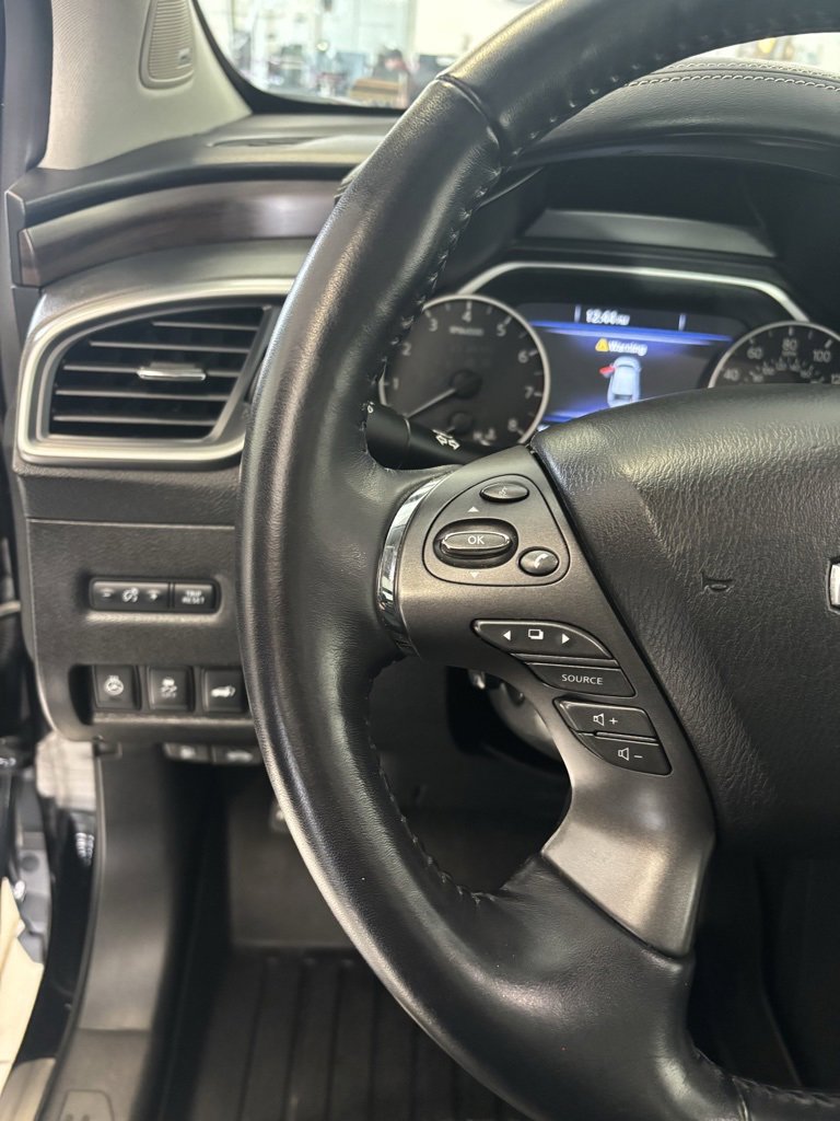 Used 2020 Nissan Murano Platinum image 14