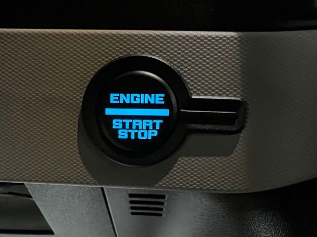 Used 2023 Ford Bronco Wildtrak image 33