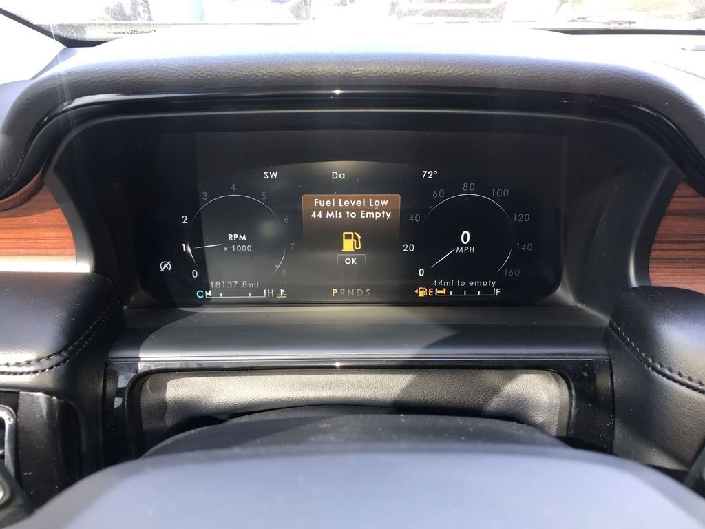Used 2023 Lincoln Nautilus Reserve AWD/4WD image 15