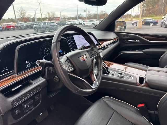 Used 2021 Cadillac Escalade ESV Premium Luxury w/ Driver Assist Tech Package image 28
