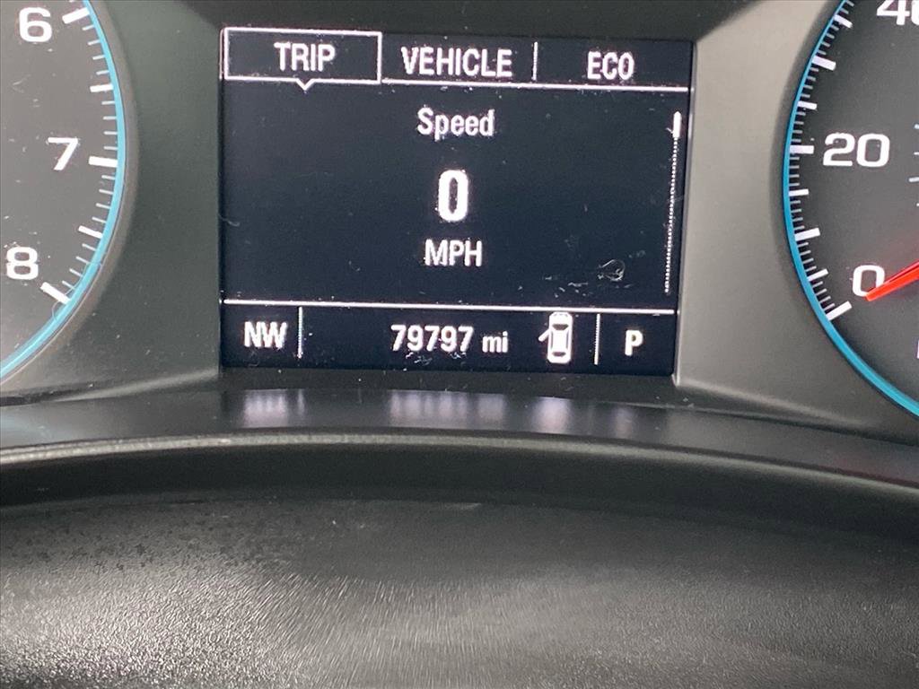 Used 2018 Chevrolet Equinox LT FWD image 18