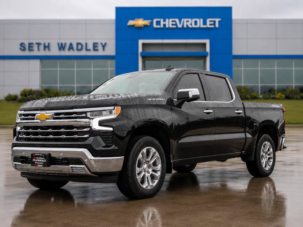 Used 2025 Chevrolet Silverado 1500 LTZ AWD/4WD image 3