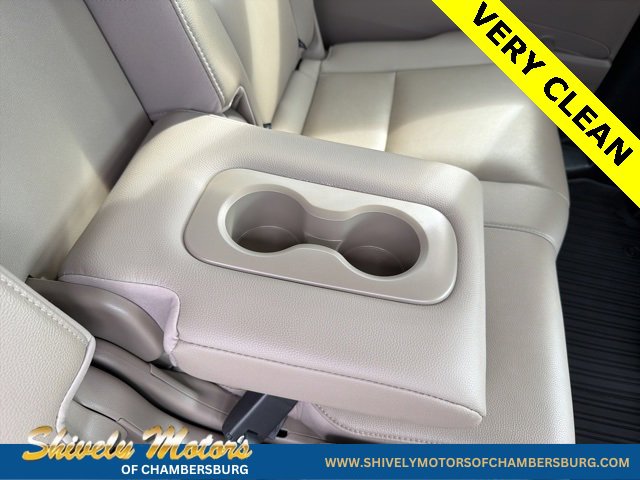 Used 2022 Honda Pilot Touring image 16