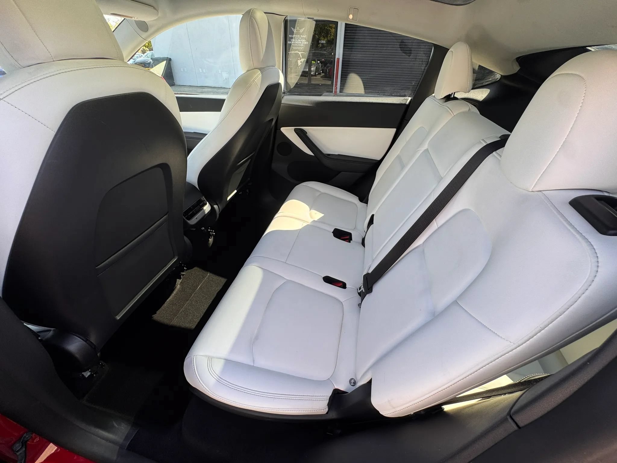 Used 2022 Tesla Model Y Long Range AWD/4WD image 15