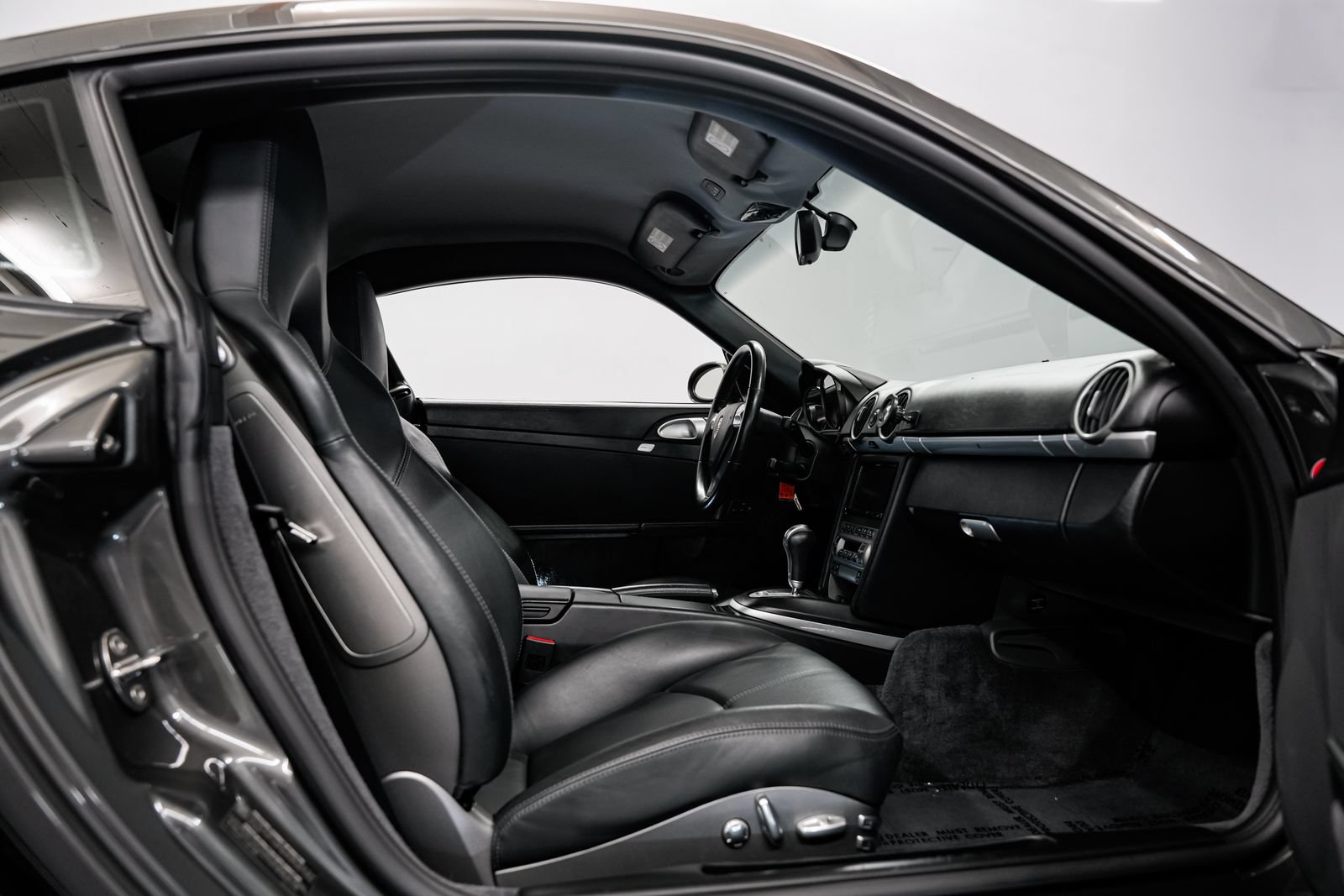 Used 2006 Porsche Cayman S RWD image 23
