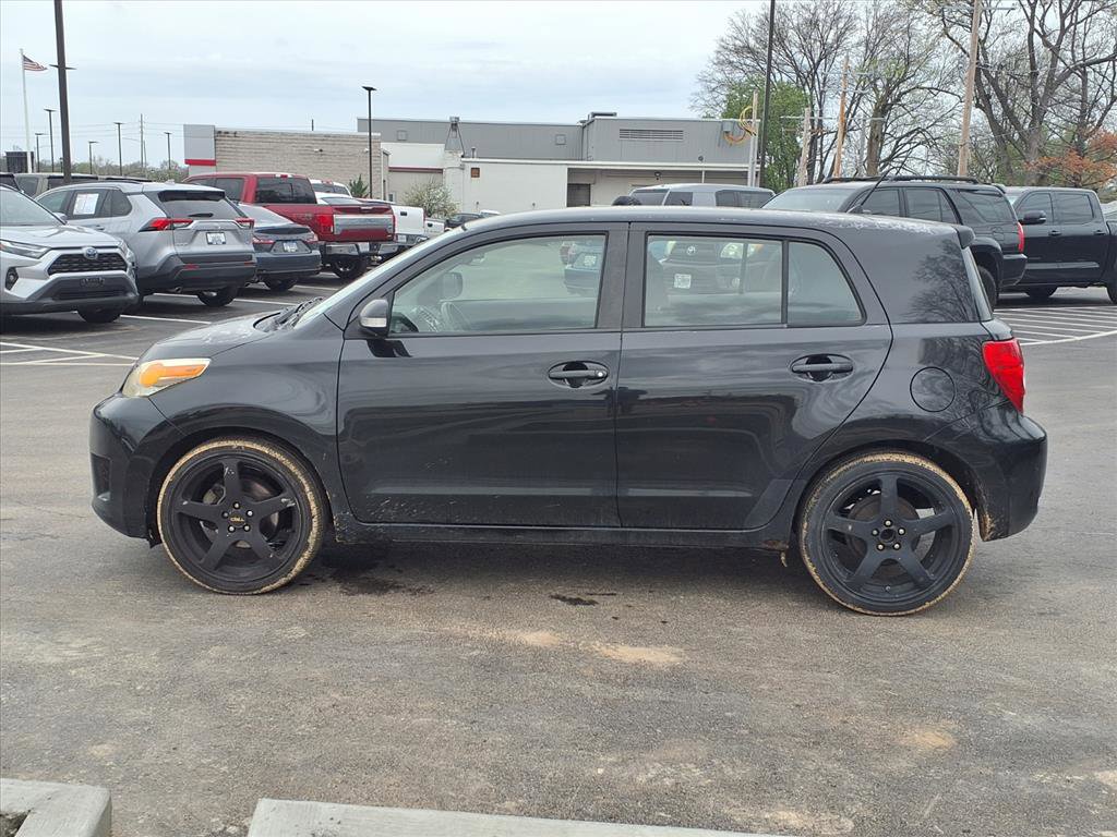Used 2010 Scion xD image 26