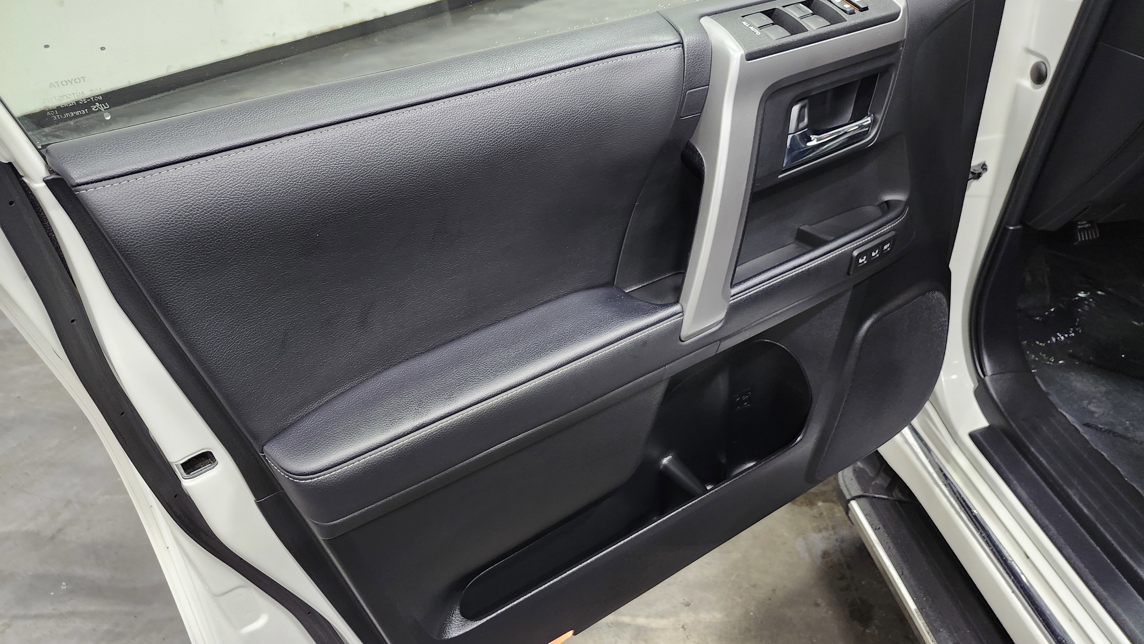 Used 2023 Toyota 4Runner Limited image 26