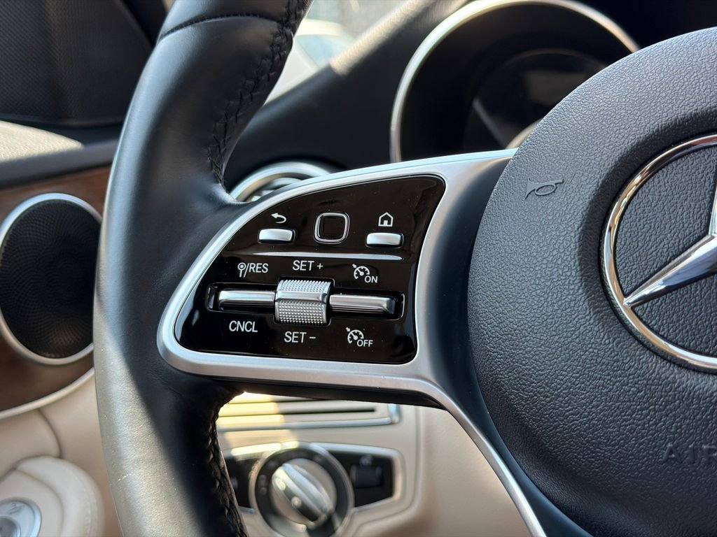 Used 2020 Mercedes-Benz C 300 4MATIC Sedan image 21
