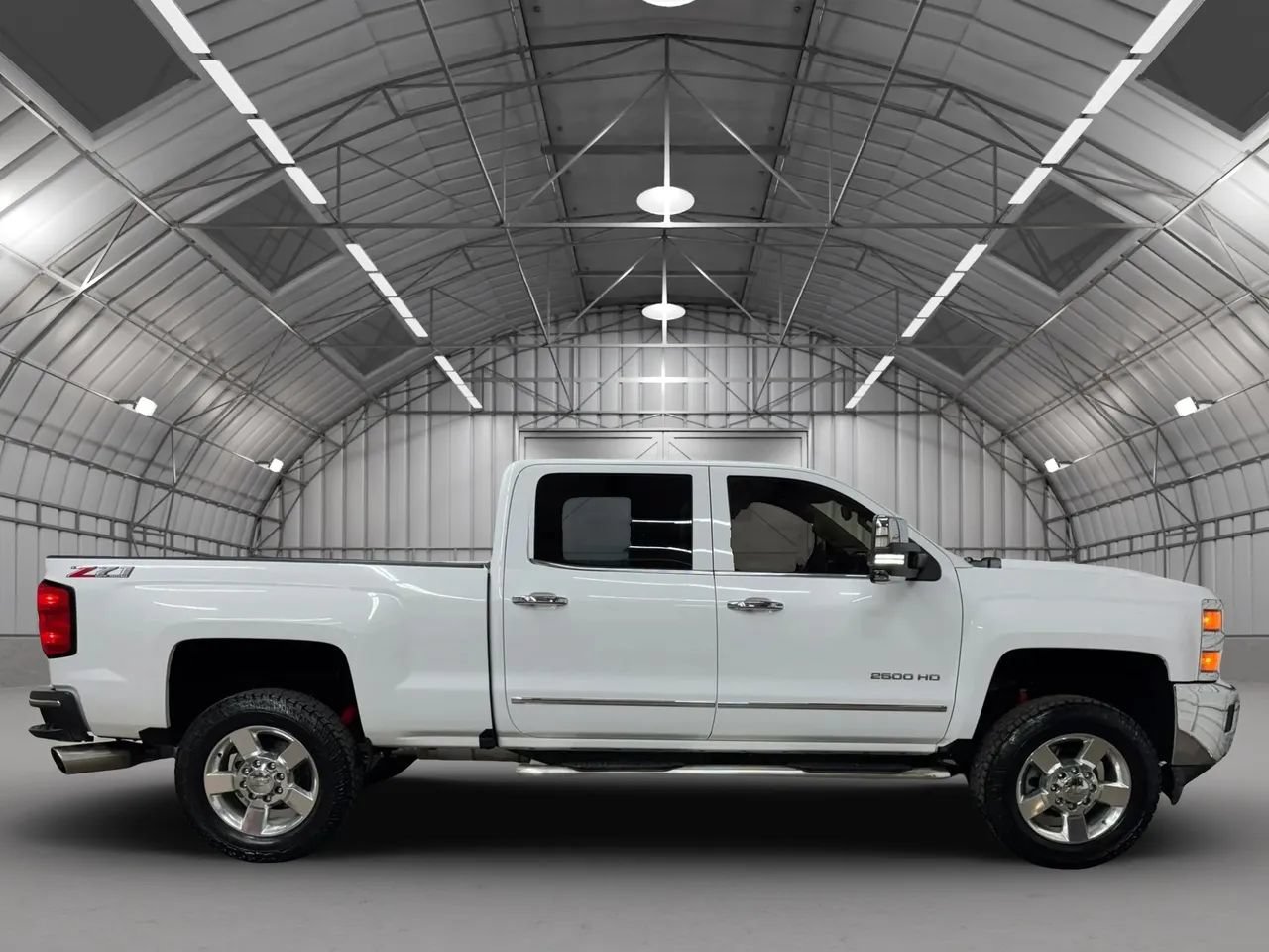 Used 2018 Chevrolet Silverado 2500 LTZ w/ Vortec Plus Package AWD/4WD image 7