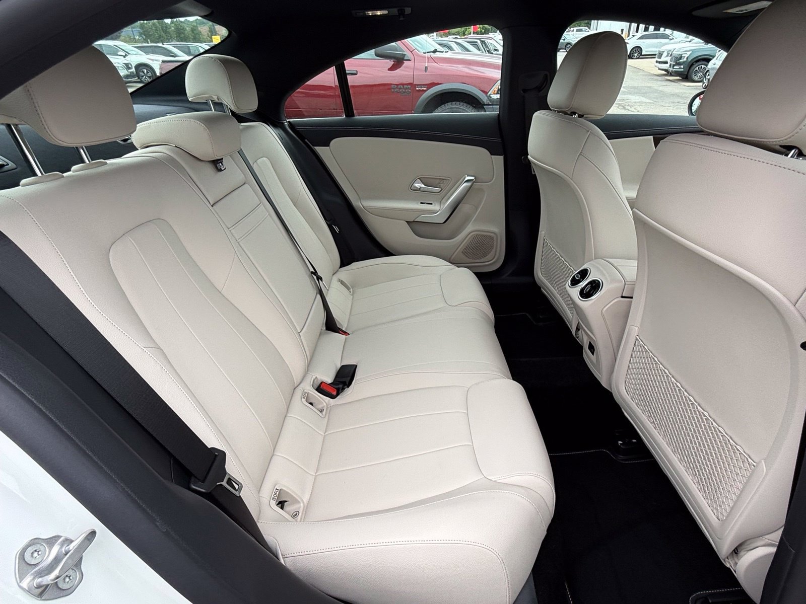 Used 2023 Mercedes-Benz CLA 250 4MATIC image 21