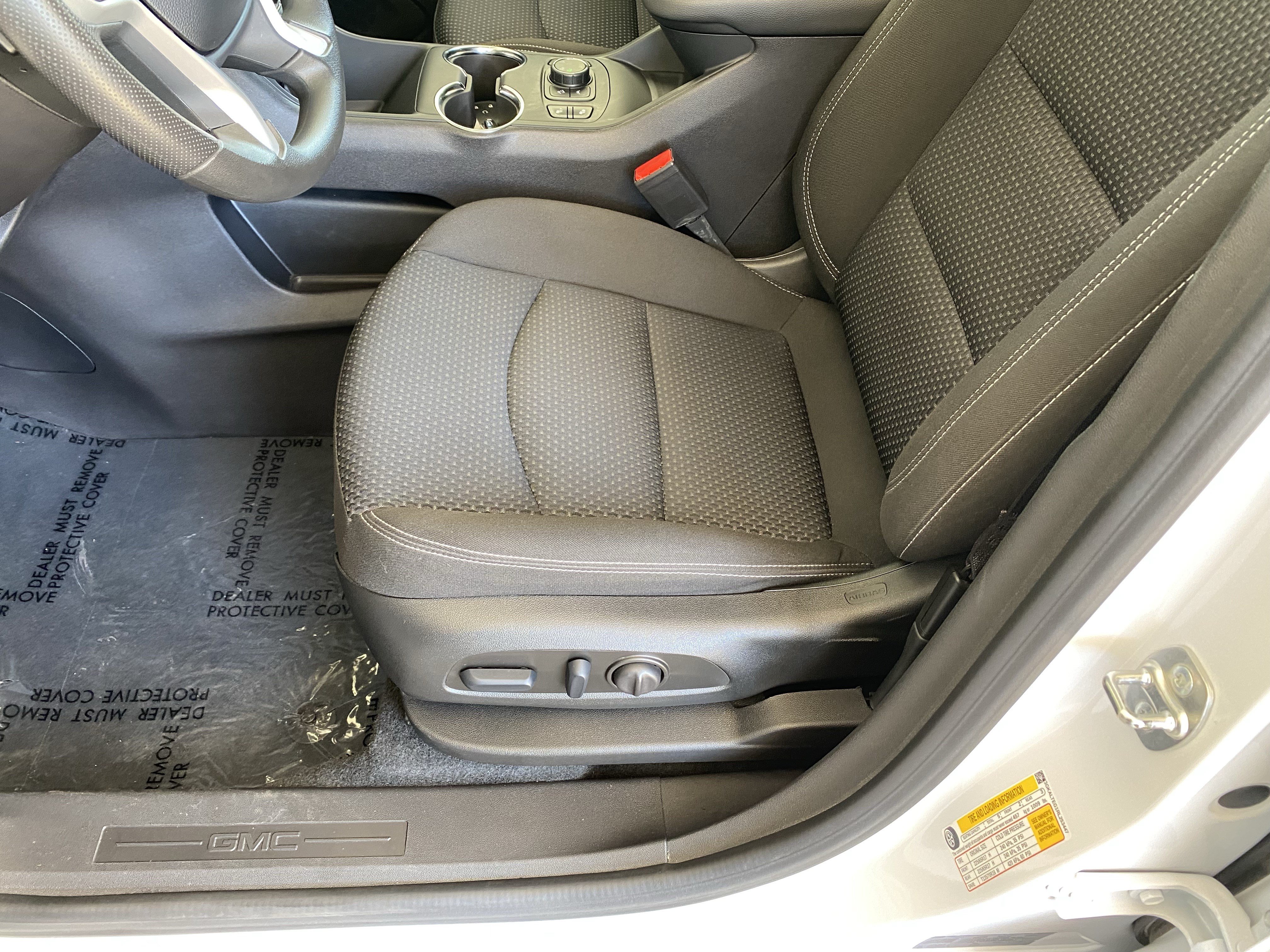 Used 2024 GMC Terrain SLE w/ Driver Convenience Package AWD/4WD image 12