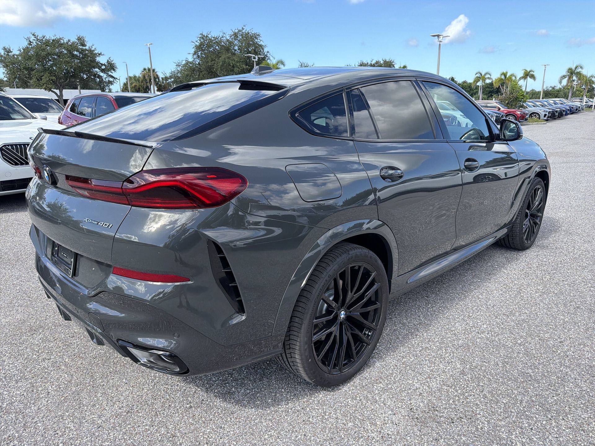 New 2027 BMW X6 xDrive40i AWD/4WD image 4