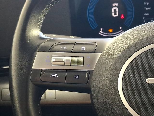 Certified 2025 Hyundai Kona SEL AWD/4WD image 26