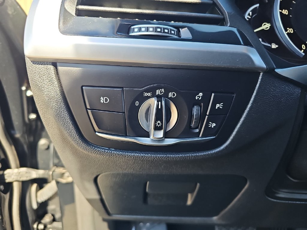 Used 2018 BMW X3 xDrive30i w/ Convenience Package AWD/4WD image 26
