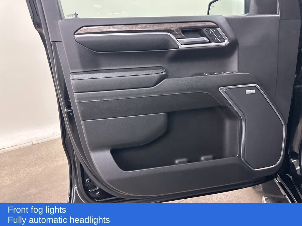 Used 2023 Chevrolet Silverado 1500 LTZ w/ LTZ Premium Package image 31