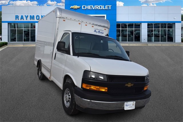 New 2025 Chevrolet Express 3500 w/ Power Convenience Package image 9